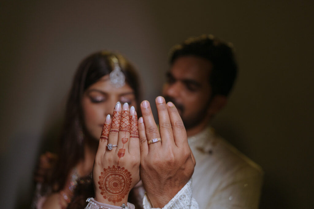 Kerala State Photography Award winning wedding photographer Fog Media Pro - 16 years of experience.